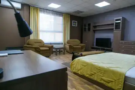 Бизнес Холл - 32