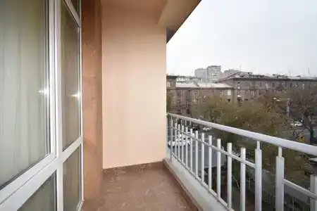Панорама на проспекте Баграмяна - 107