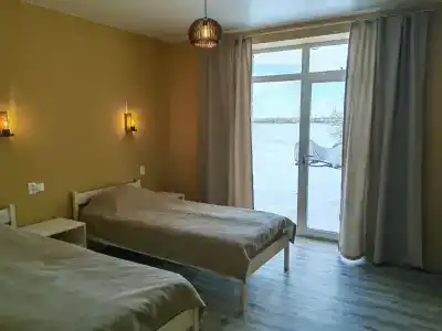 Три берега - 4