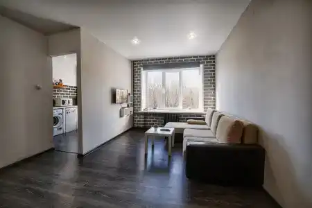 на Урицкого 6 - 12