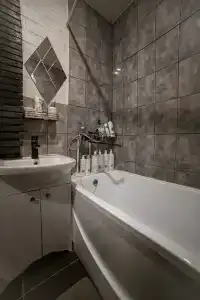 на Урицкого 6 - 15