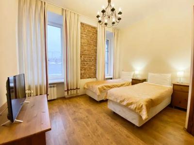 ль «Best Corner - 8