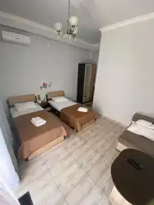MiniOtel - 4