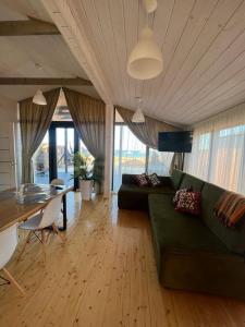 Золотые пески - 58