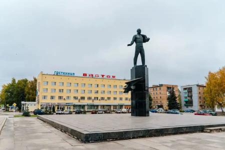 Восток - 0