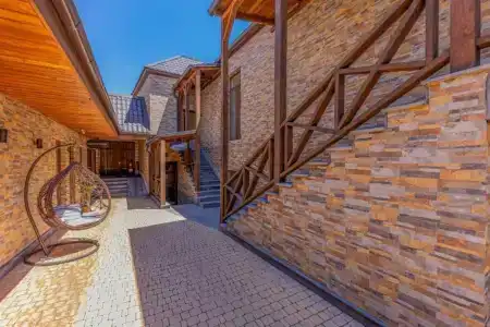 Boutique Living - 2