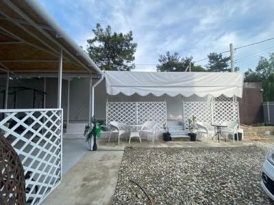 Happy house - 1