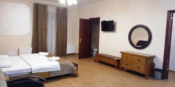 Dasn Hall - 35