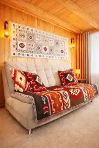 Hayat-Haus - 52