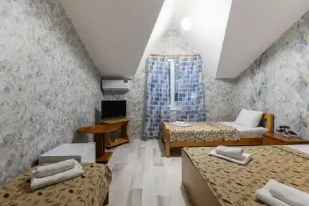 Светлый - 69