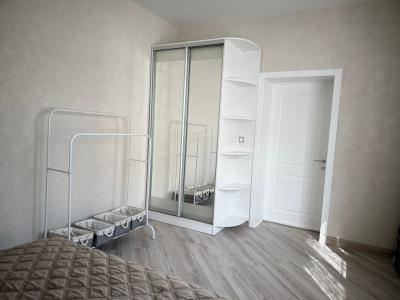 у фонтана - 62