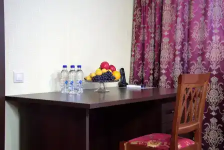 Нефтяник - 32