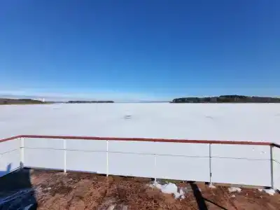 Дом-корабль с баней на Минском море - 22