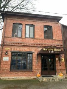 Gerberg House - 2