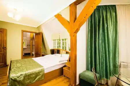 Золотая Бухта - 110