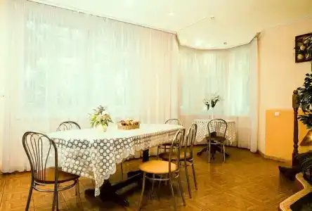 Золотая Бухта - 111