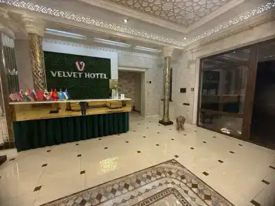 Velvet - 7