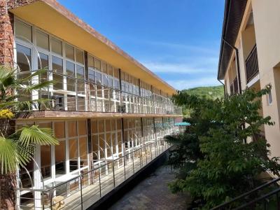Aloiza RestHouse - 9