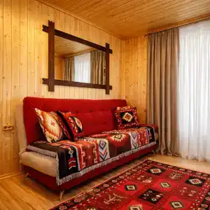 Hayat-Haus - 105