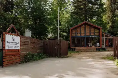 Dreamland VILLAS - 1