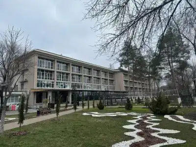 Набережная - 2