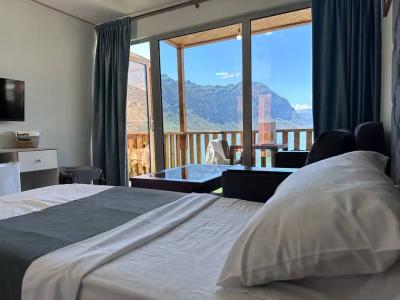 Горное озеро - 28