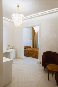 Skyline Plaza - 8