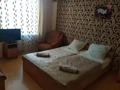 Сандро - 184