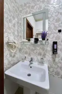 Амбассадор - 143