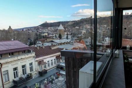 Georgia Tbilisi Gt - 82