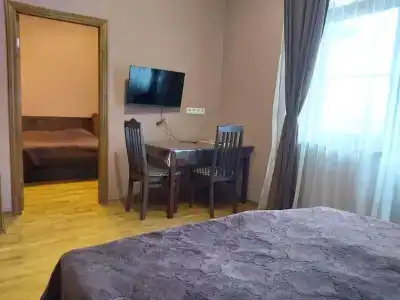 Лора - 22