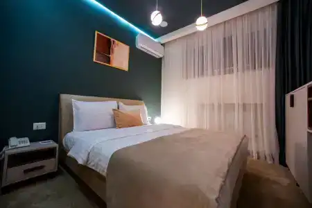 The House - 6