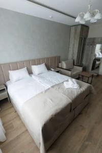 Vs.Hotel - 51