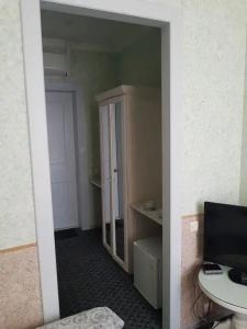 Запросто - 28