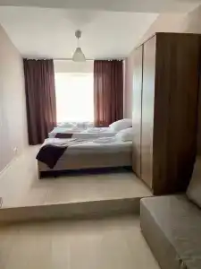 Ист Ривер - 24