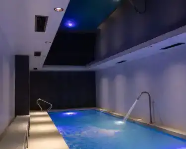 Lavanda Hotel - 3