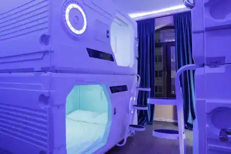 Capsula - 38