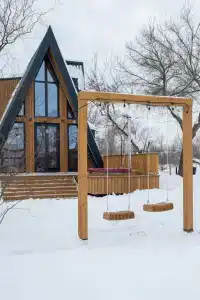 Красный берег, Видное место - 0