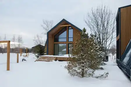 Красный берег, Видное место - 4