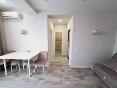 4 Avenue - 53