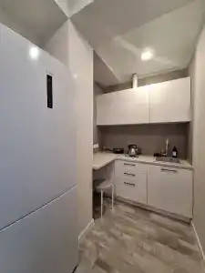4 Avenue - 51
