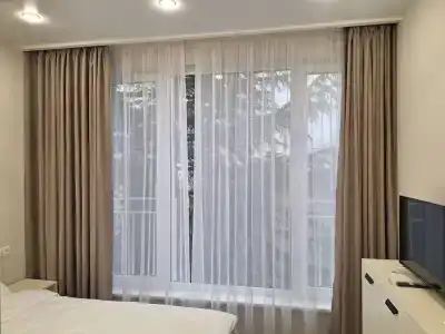 4 Avenue - 40