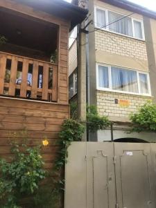 Каса де Лара на Приморской - 0