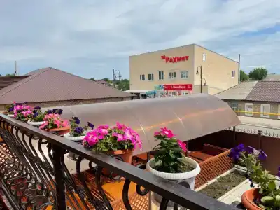 на Персиянова 8 - 27