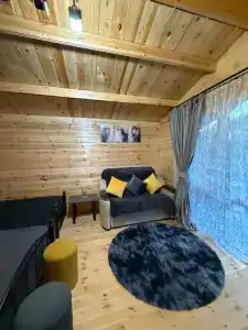 Good Hoom - 4
