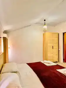 София - 4