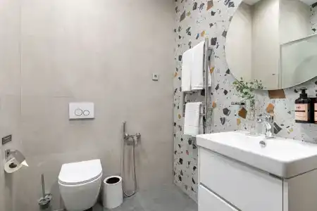 Studio 15 - 213