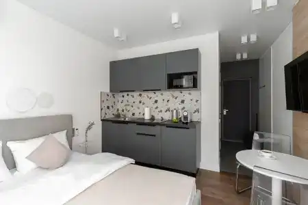 Studio 15 - 254