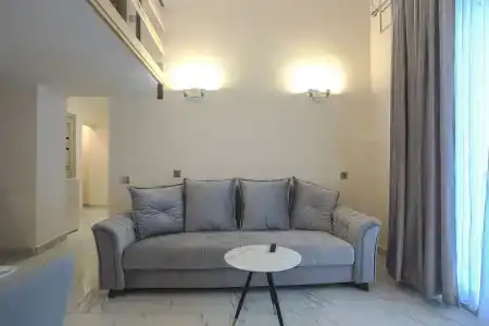 EXCLUSIVE - 360