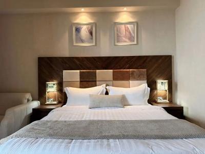 Dreamland Oasis - 141